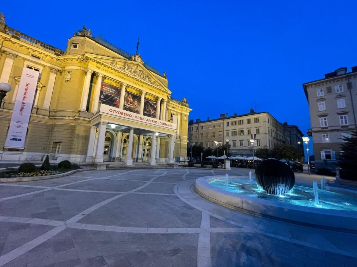 Sofija Apartmani Rijeka Bagian luar foto