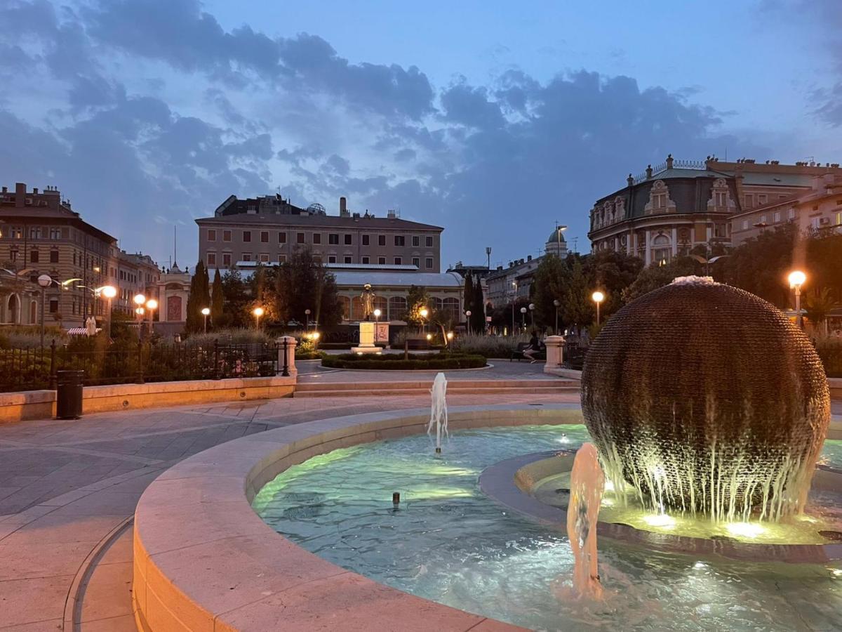 Sofija Apartmani Rijeka Bagian luar foto