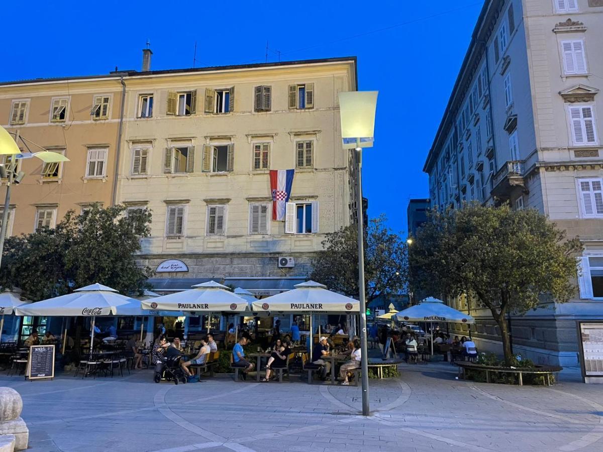 Sofija Apartmani Rijeka Bagian luar foto